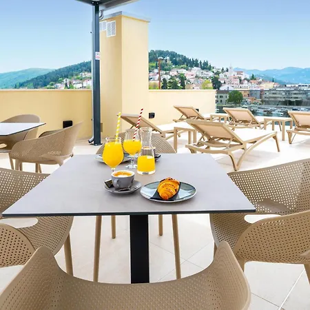 Luxurious In With Sauna Metkovic